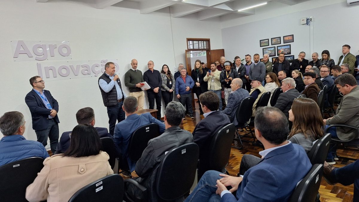 Municípios recebem R$ 300 mil para recuperar estradas