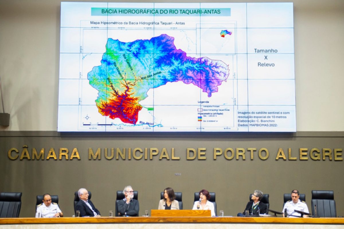 Univates participa de debate sobre desassoreamento e prevenção de cheia