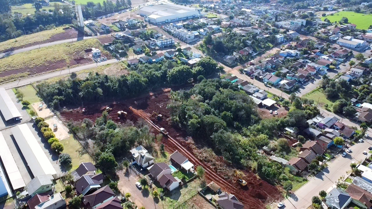 Reunião na câmara trata de avanços na construção de casas