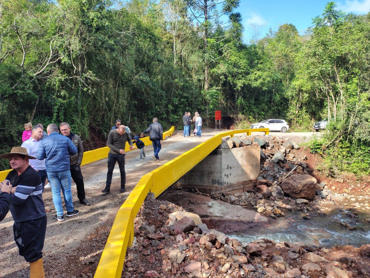 Nova ponte restabelece ligação entre Arroio do Meio e município
