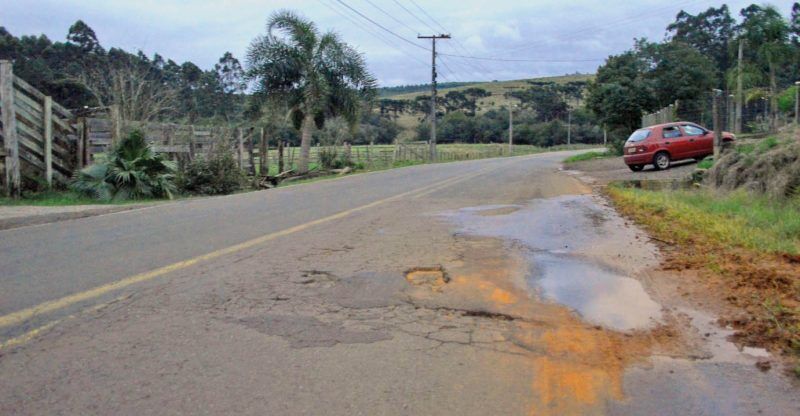 Município solicita recapeamento de rodovia que liga à BR-386