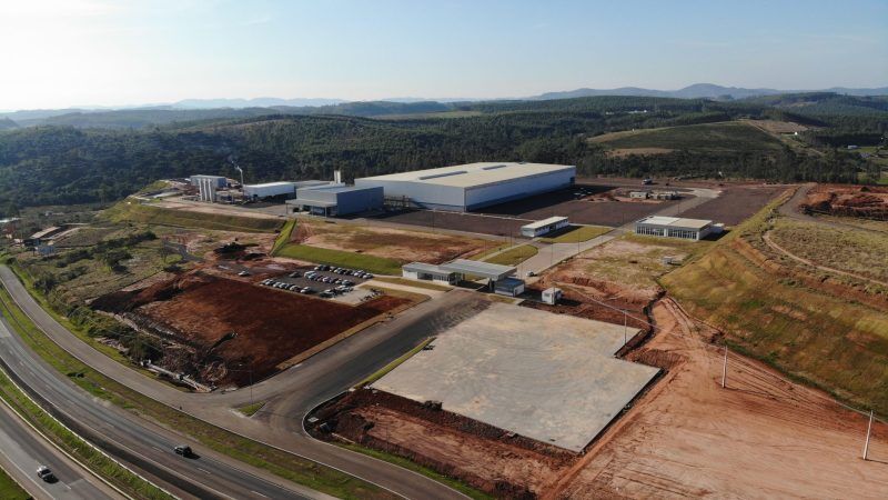 Fruki inicia ampliação da fábrica